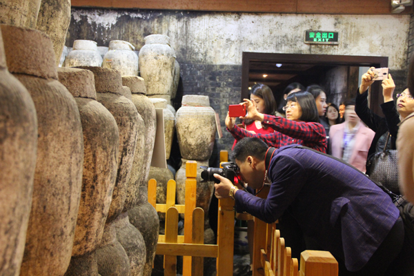 1526353935215376.jpg 4.jpg