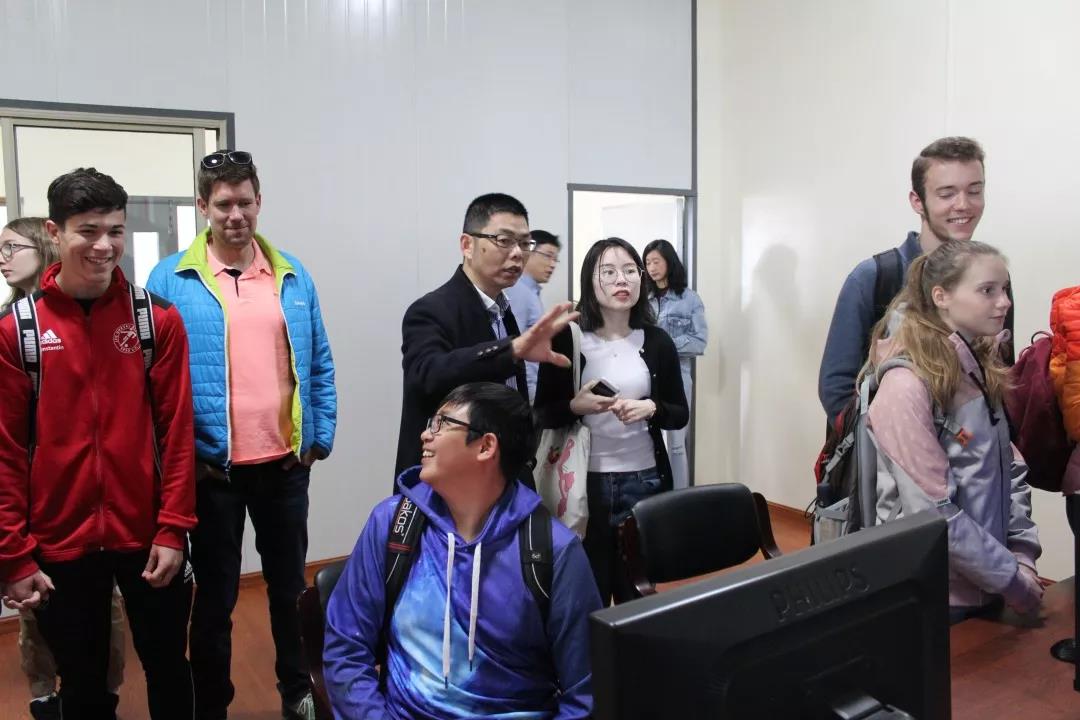 1555395365346013.jpg 3.jpg