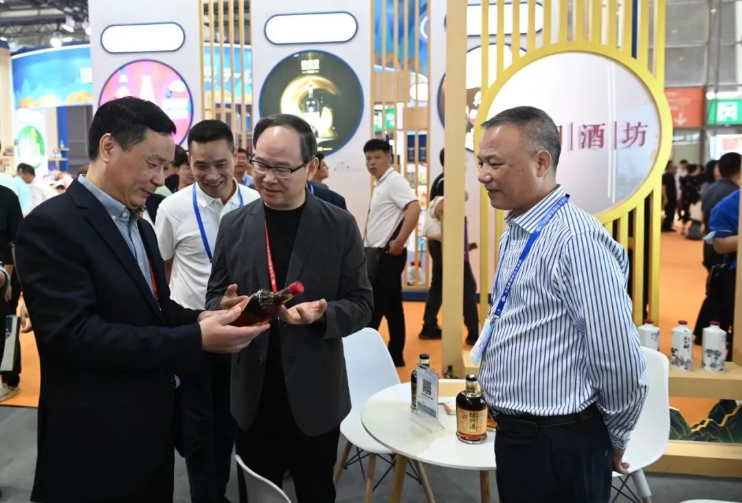 1681356468946421.jpg 2.jpg