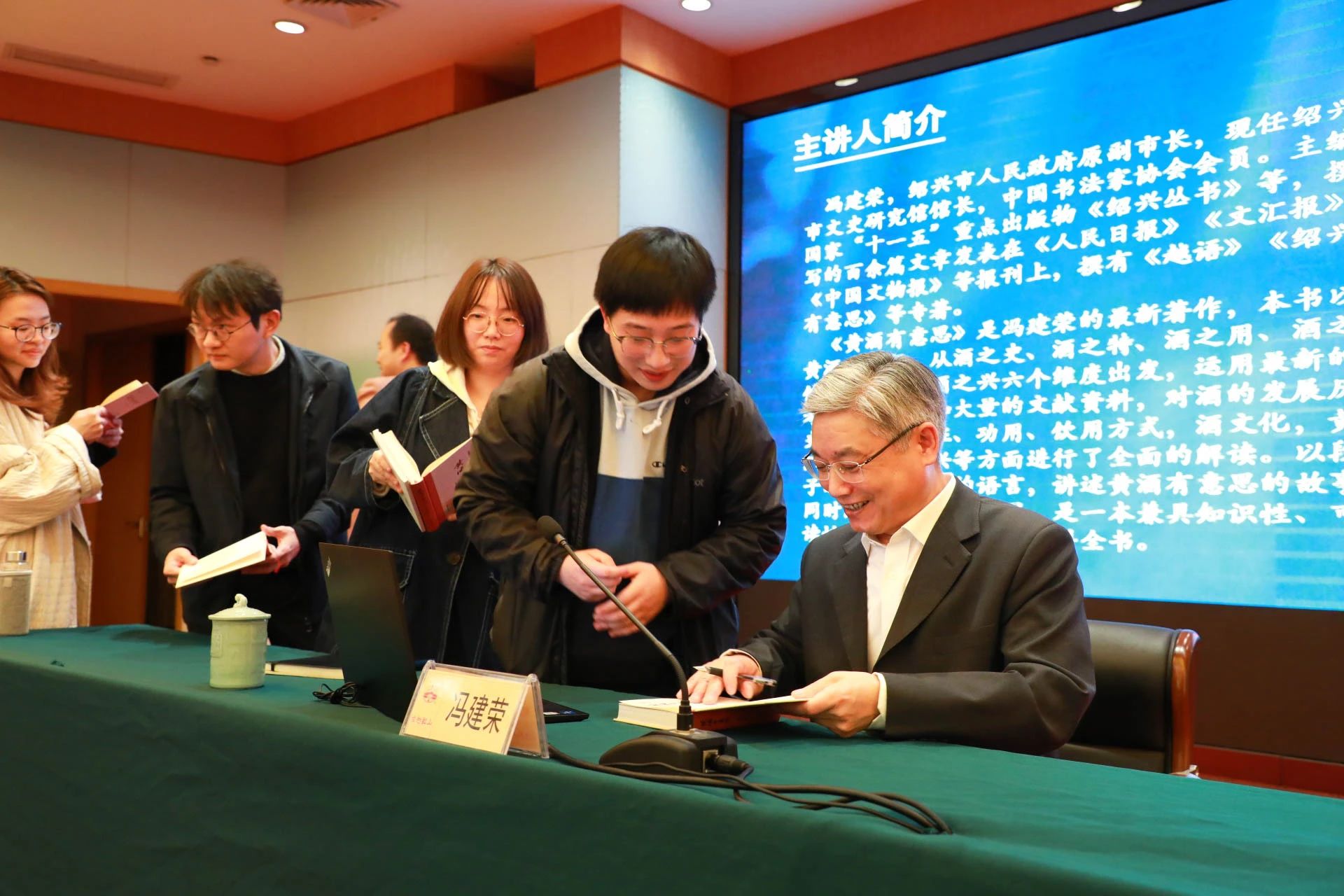 1736238829100515.jpg 994.jpg